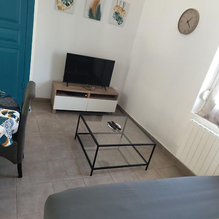 Les Hirondelles Villa Arrest Luaran gambar