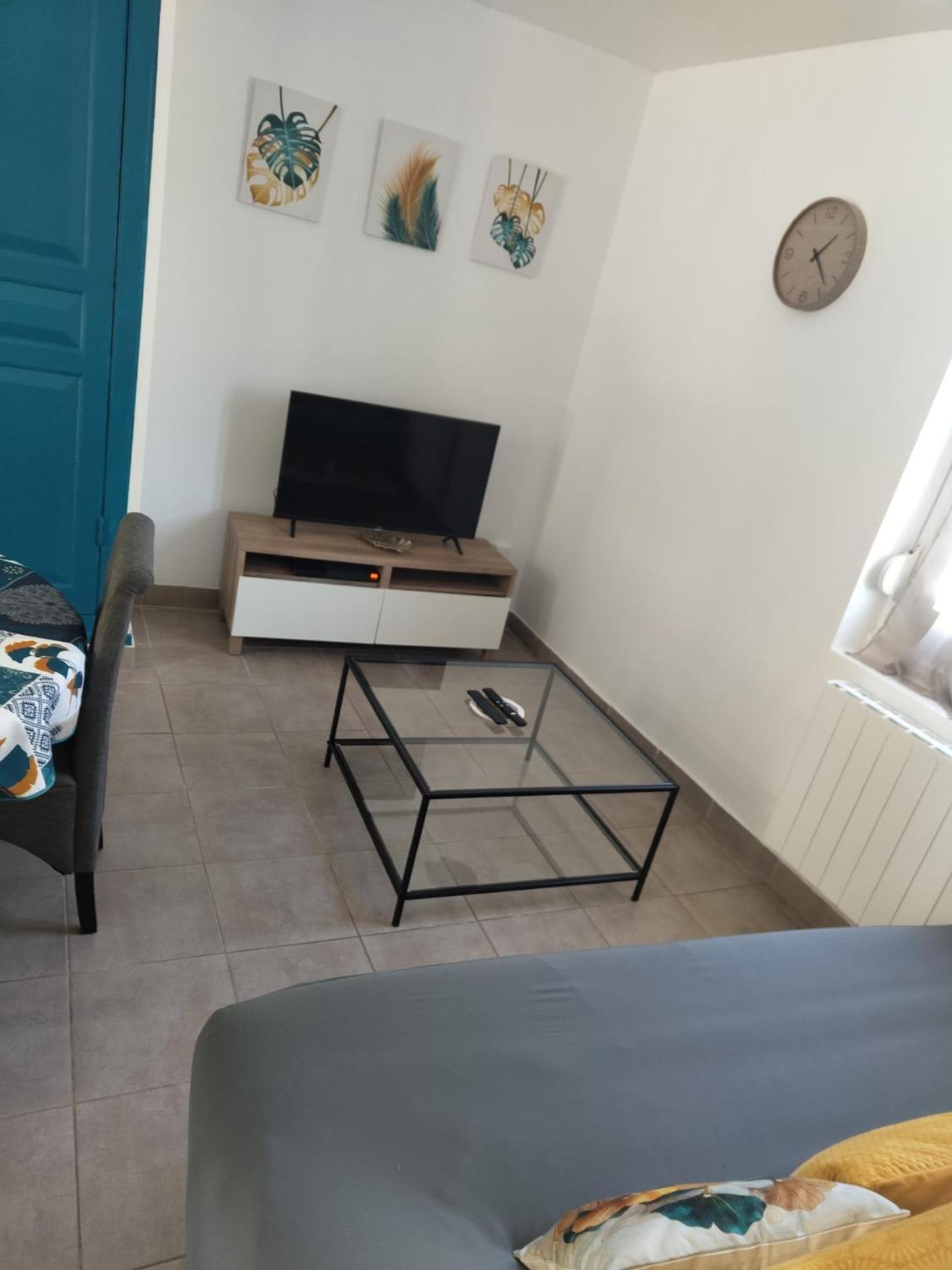 Les Hirondelles Villa Arrest Luaran gambar
